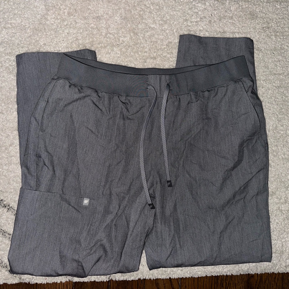 NWOT fabletics bootcut scrub bottoms size XL